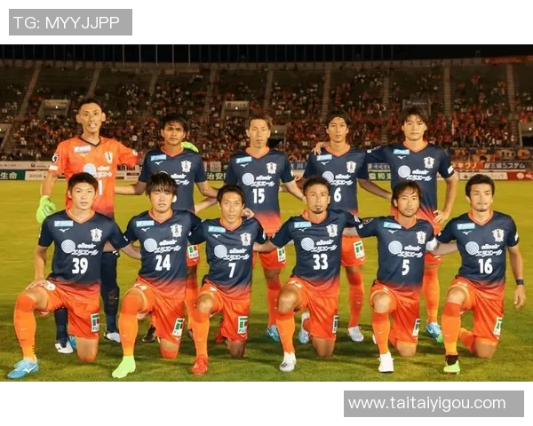 大分三神迎战神户胜利船全力争夺联赛积分展现球队实力与斗志