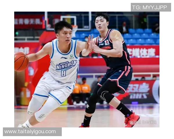 广州乒乓球队以84分稳居城市联赛积分榜首位展现强劲实力 广州乒乓球队以84分稳居城市联赛积分榜首位展现强劲实力