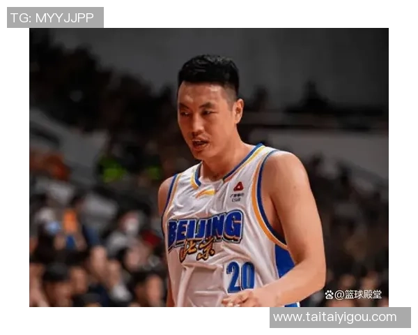 翟晓川：从篮球新星到职业生涯的辉煌历程与未来展望